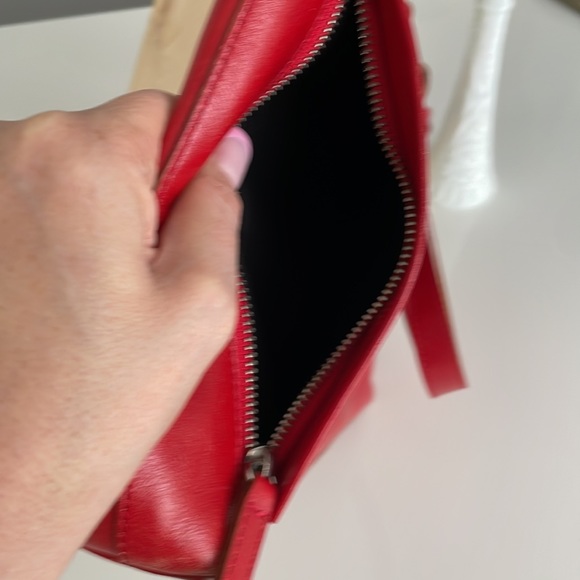 Club Monico Red Leather Shoulder Bag - Picture 3 of 11